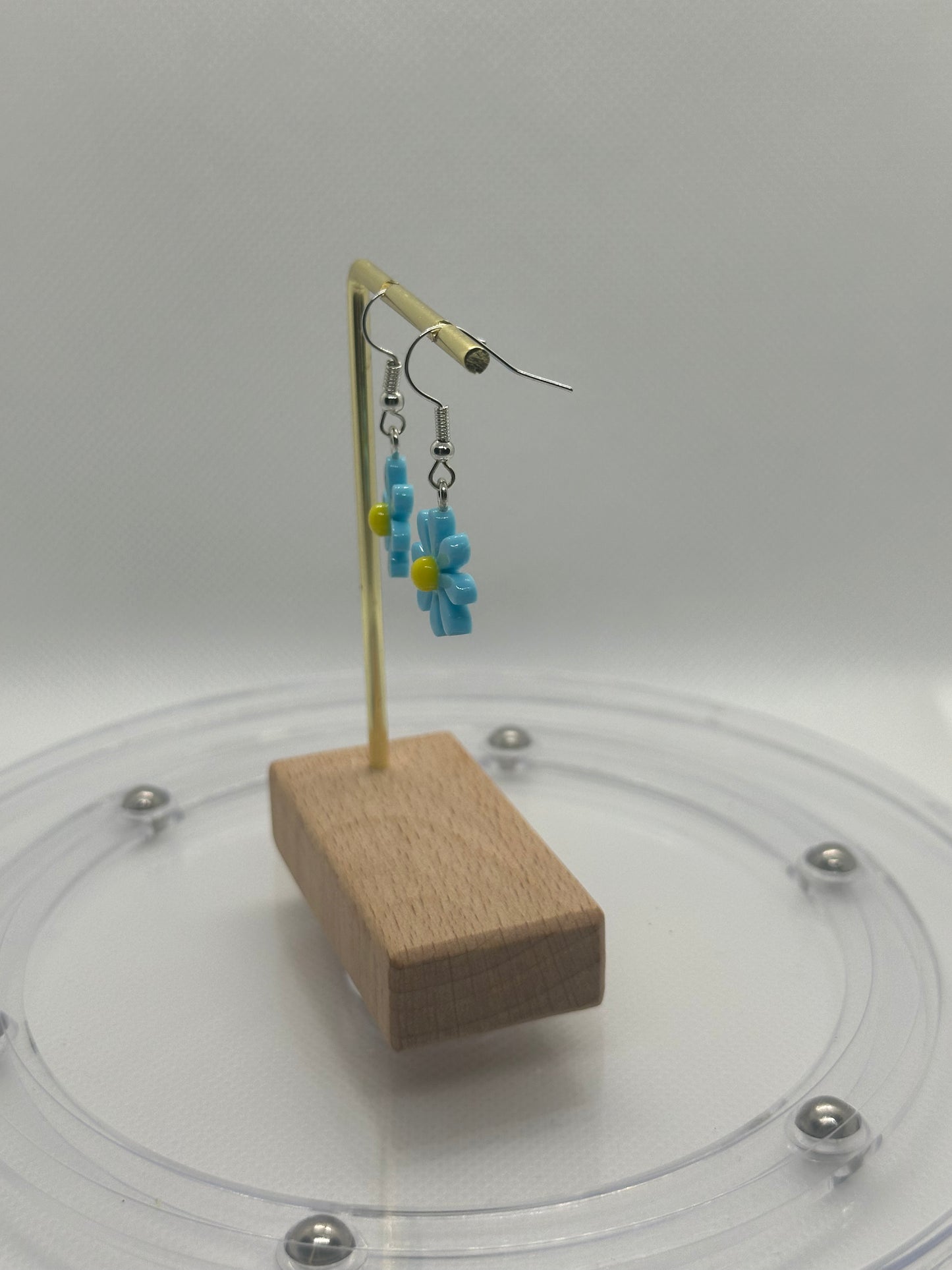 Blue 8 Leafs Flowers